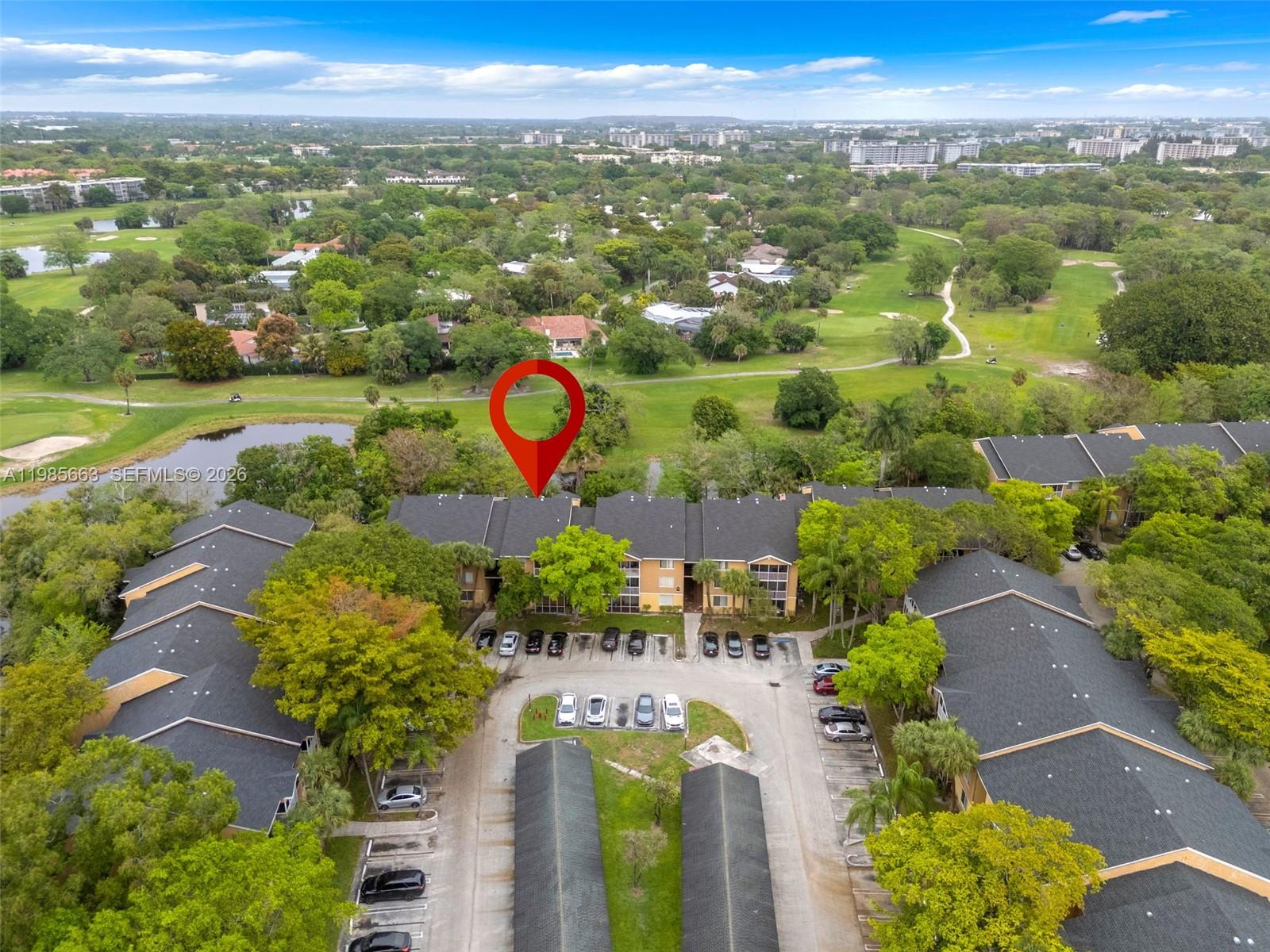 WINDWARD LAKES CONDO - Residential