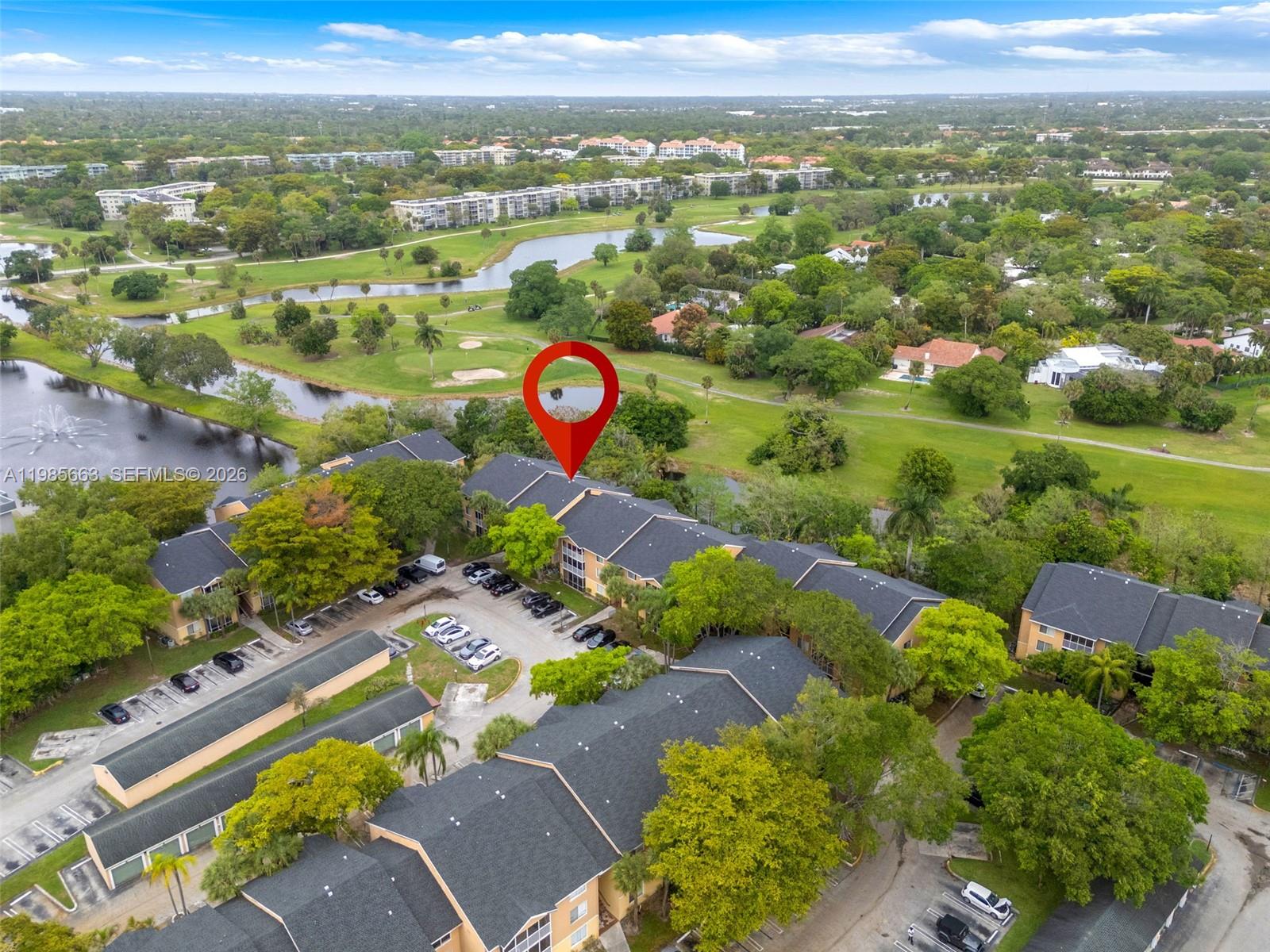 WINDWARD LAKES CONDO - Residential