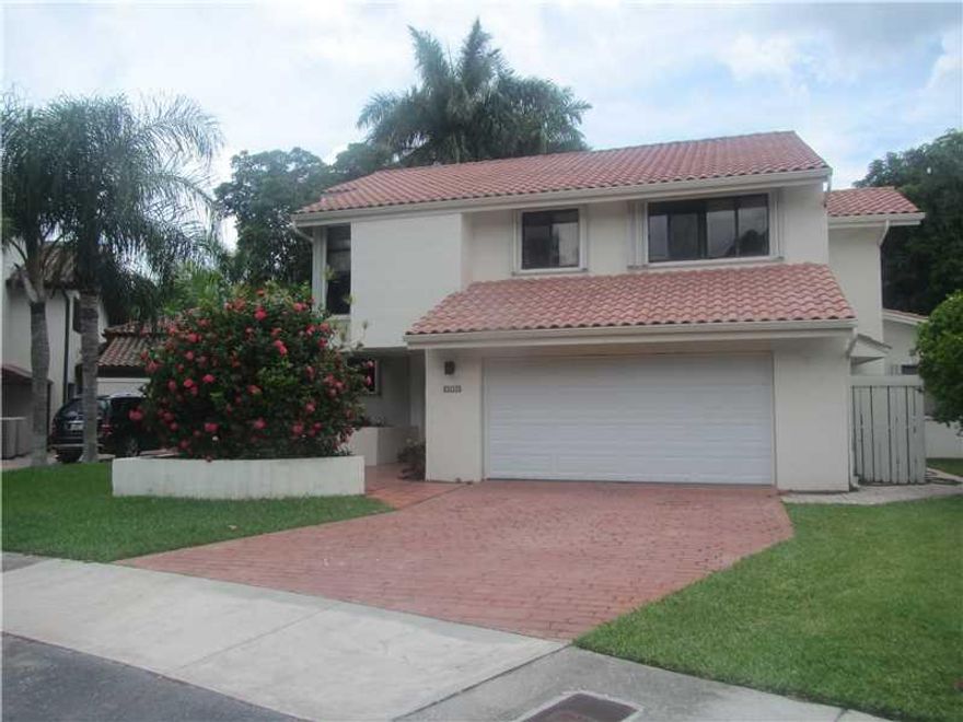 Great opportunity to rent this great house in The Forest gated community, next to Coral Gables, 5 minutes to Sunset Place.  Spacious 4 bedrooms 3 bathrooms, two stroy, long term leases ok.