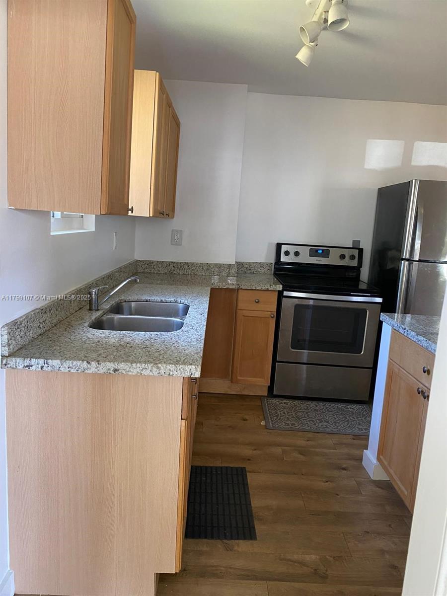 329 NW 44th St