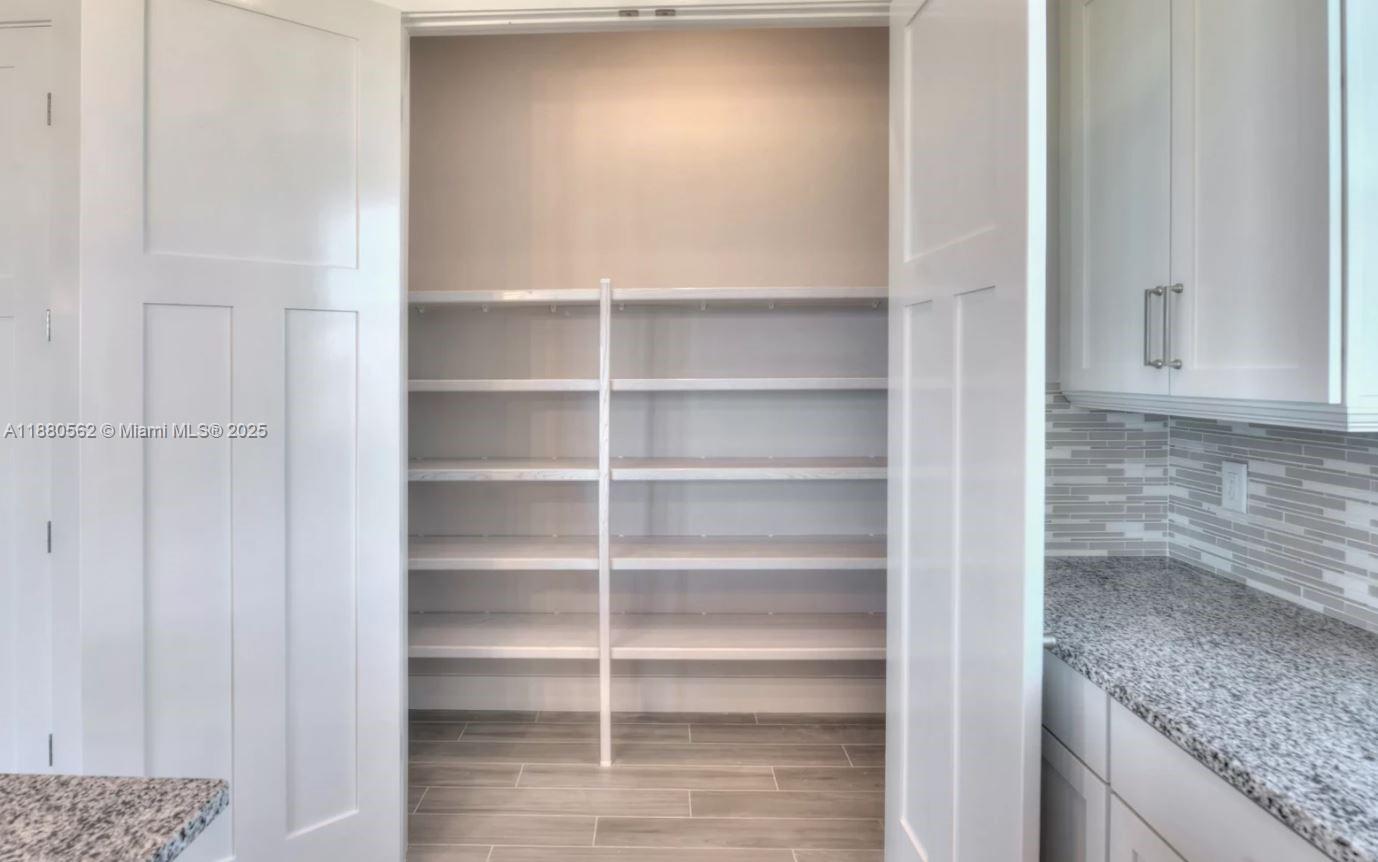 Verona Oceanside - Residential