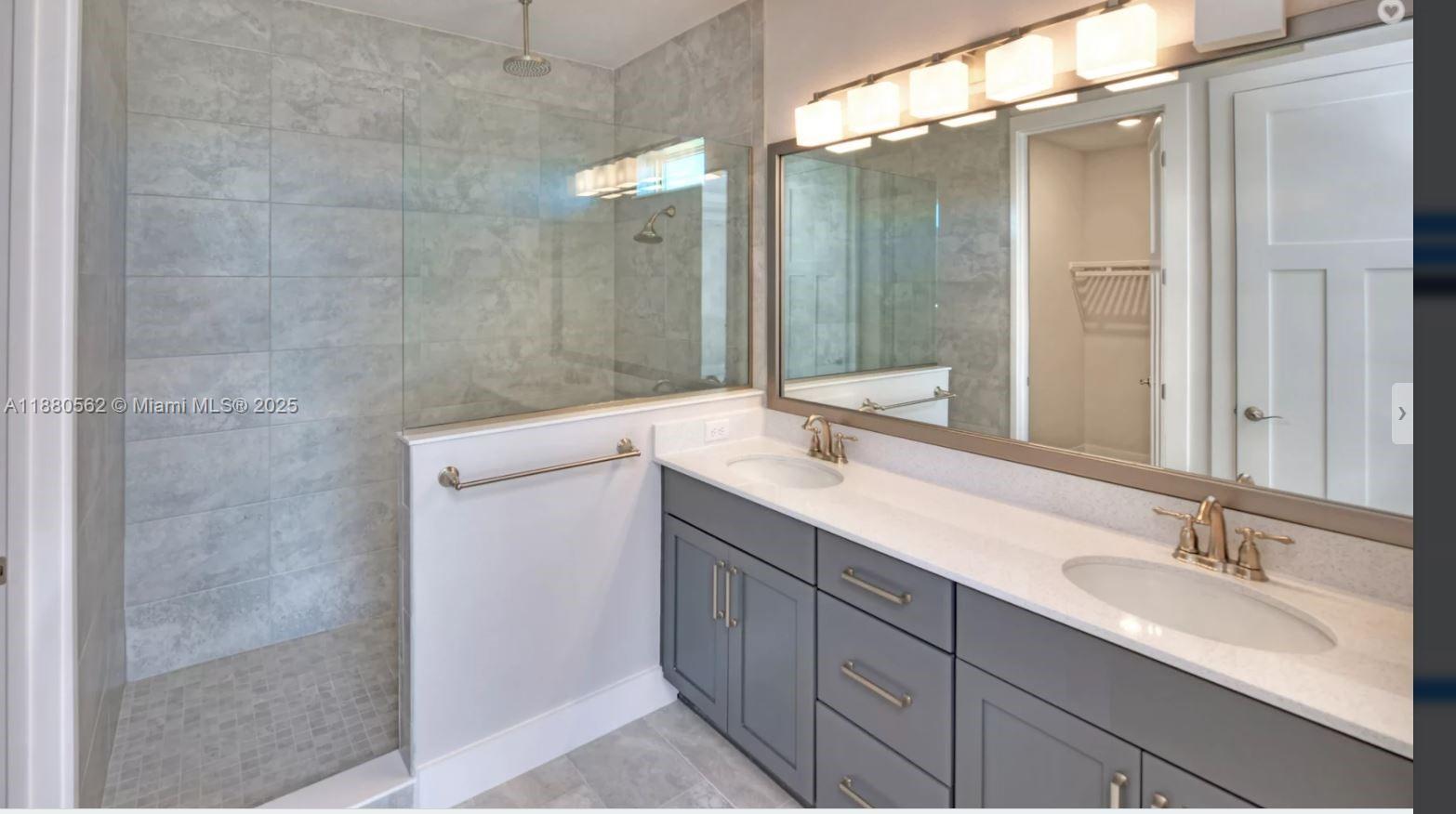 Verona Oceanside - Residential