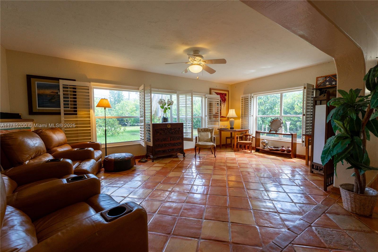 PINE TREE ESTATES 1ST ADDN - Residential