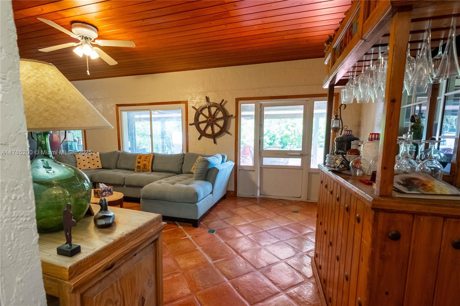 PINE TREE ESTATES 1ST ADDN - Residential