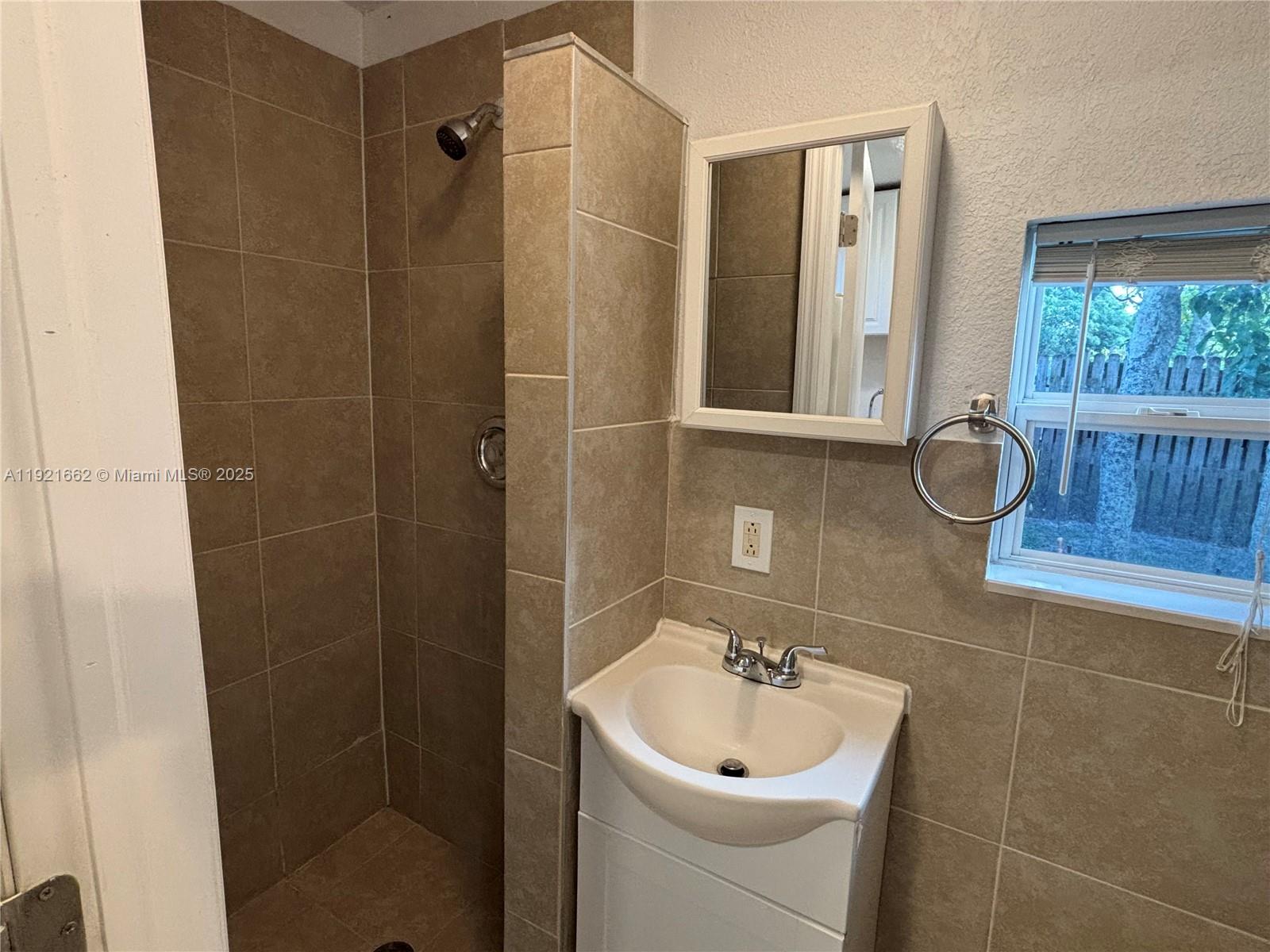 MELROSE PARK SEC 4 - Residential Lease