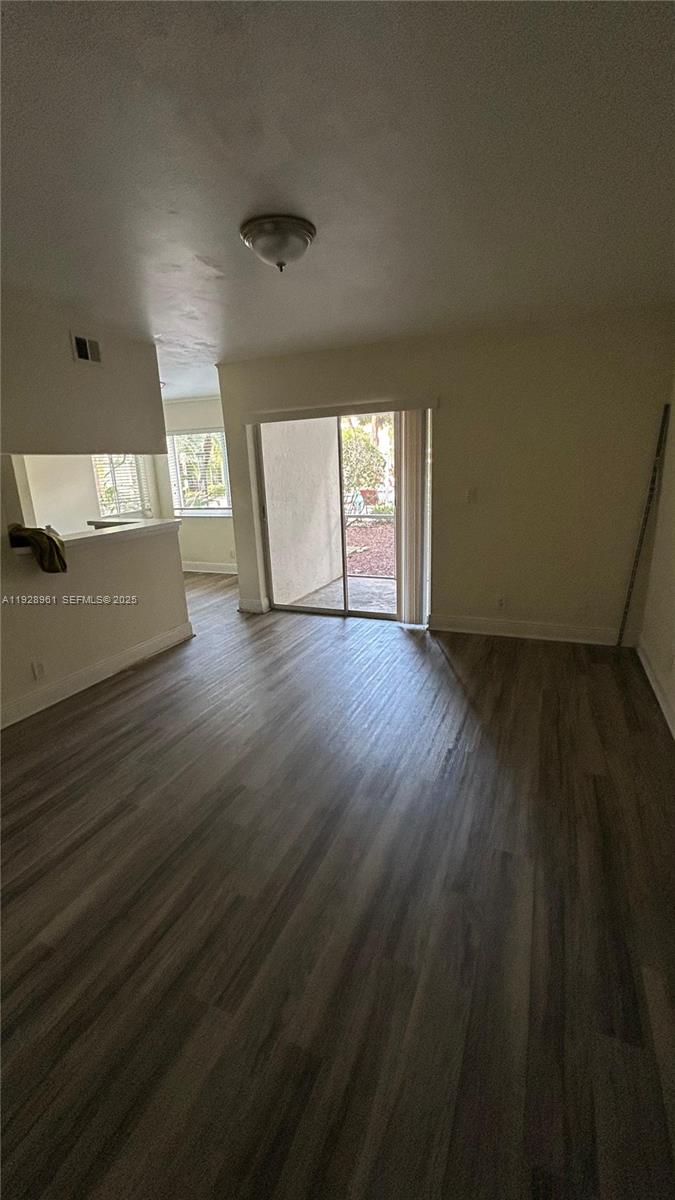 SUN VISTA GARDENS CONDO - Residential Lease