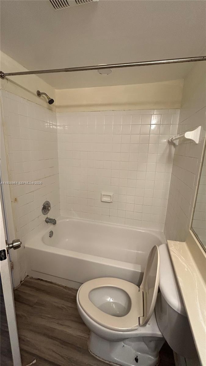 SUN VISTA GARDENS CONDO - Residential Lease