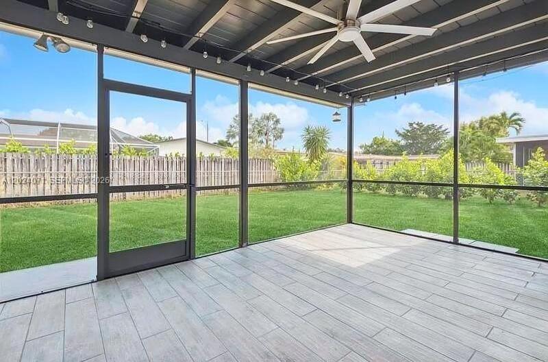 PEMBROKE LAKES SEC 4 - Residential