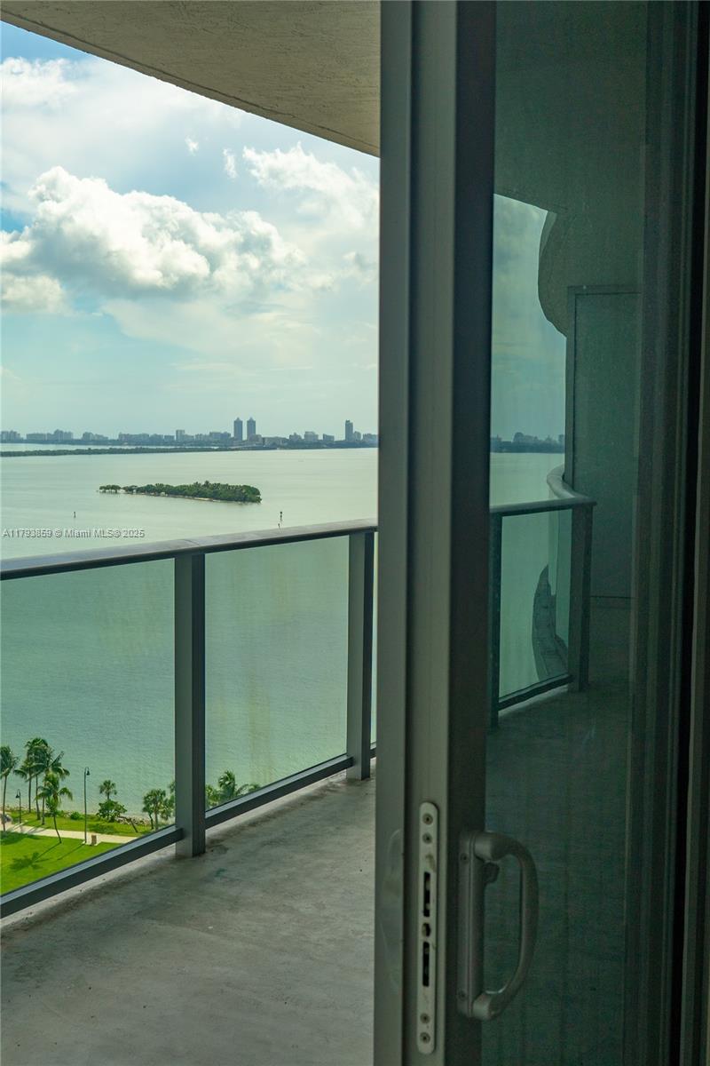 ARIA ON THE BAY CONDO - Residential Lease