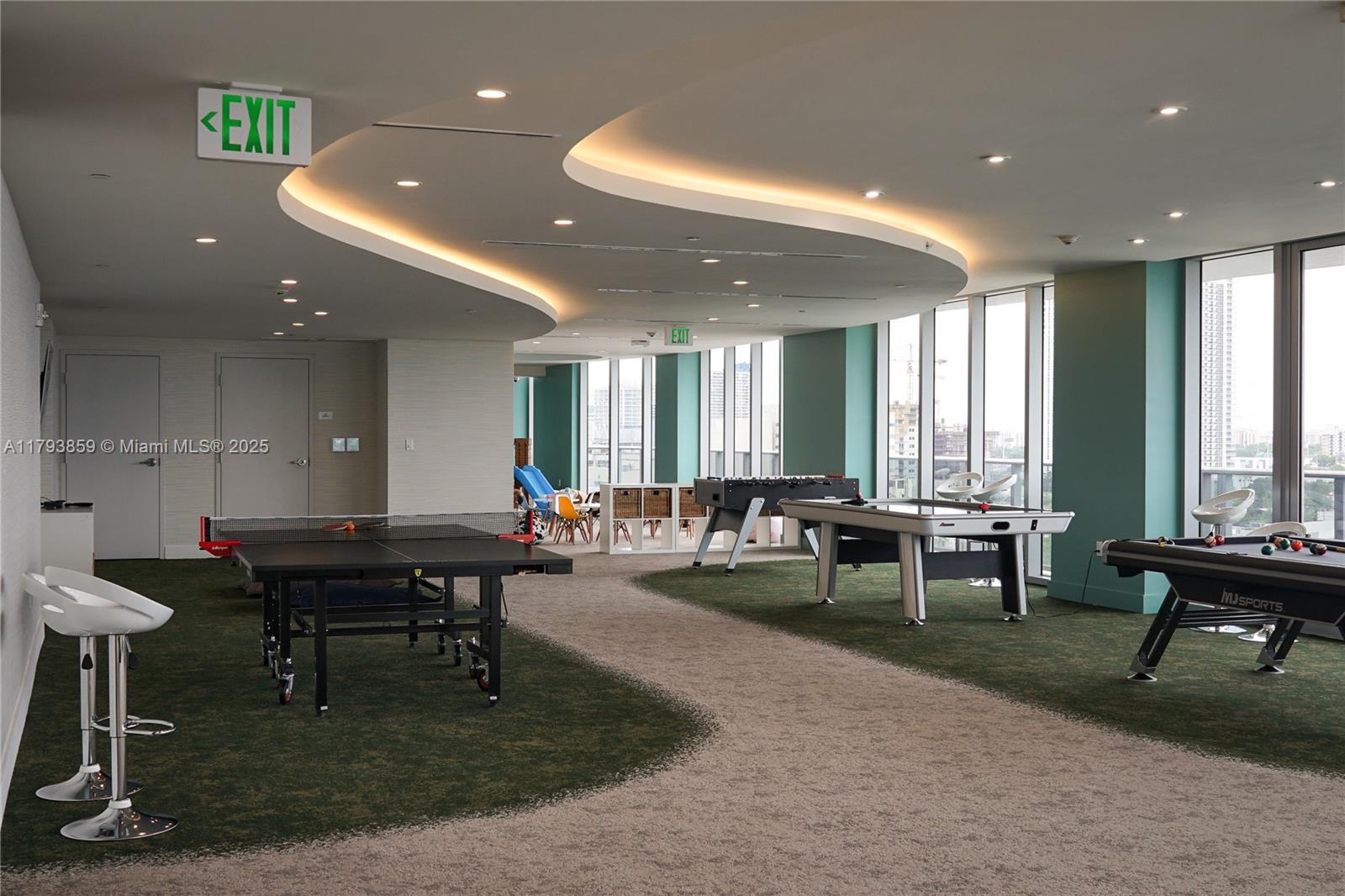 ARIA ON THE BAY CONDO - Residential Lease