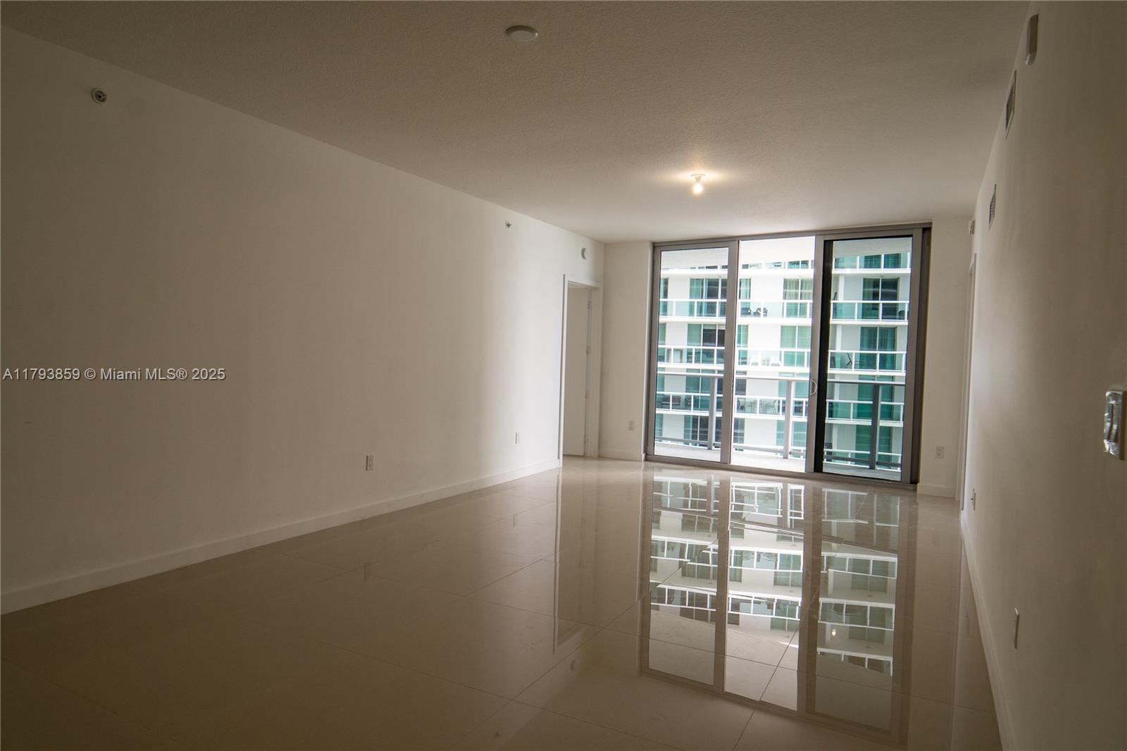 ARIA ON THE BAY CONDO - Residential Lease