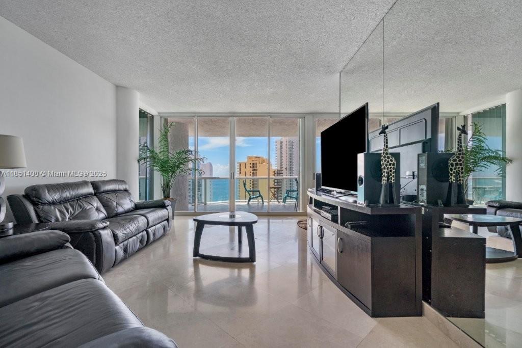 OCEANIA IV CONDO - Residential Lease