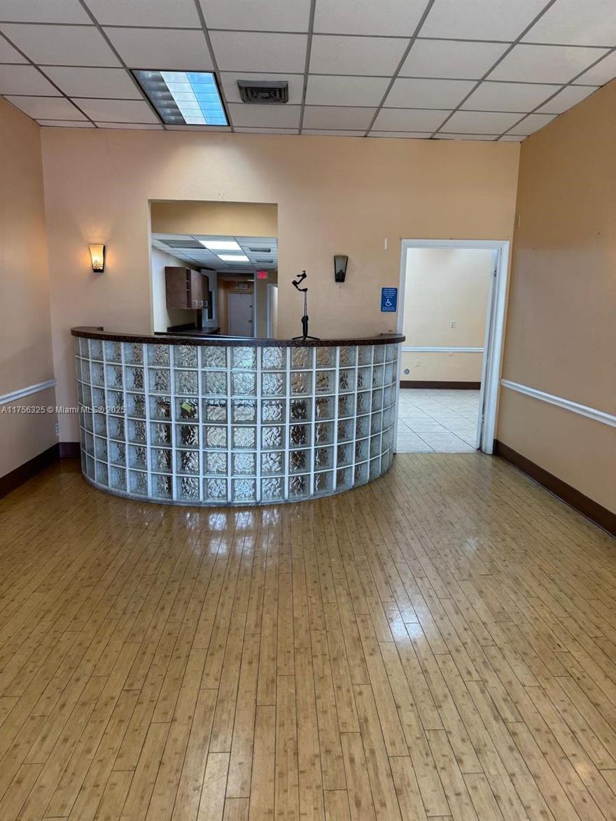 2400 SQFT Strip retail space that is very aggressively priced.  Direct frontage of 441/State Road 7.  Former  Doctors office space.  In turnkey condition.