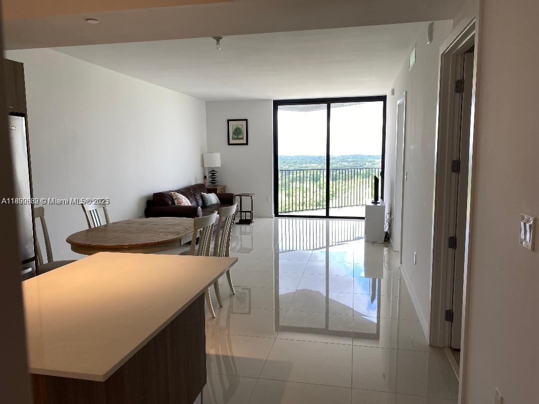5300 PASEO CONDO - Residential Lease