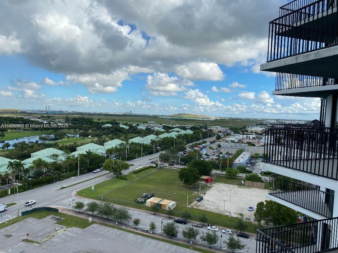 5300 PASEO CONDO - Residential Lease