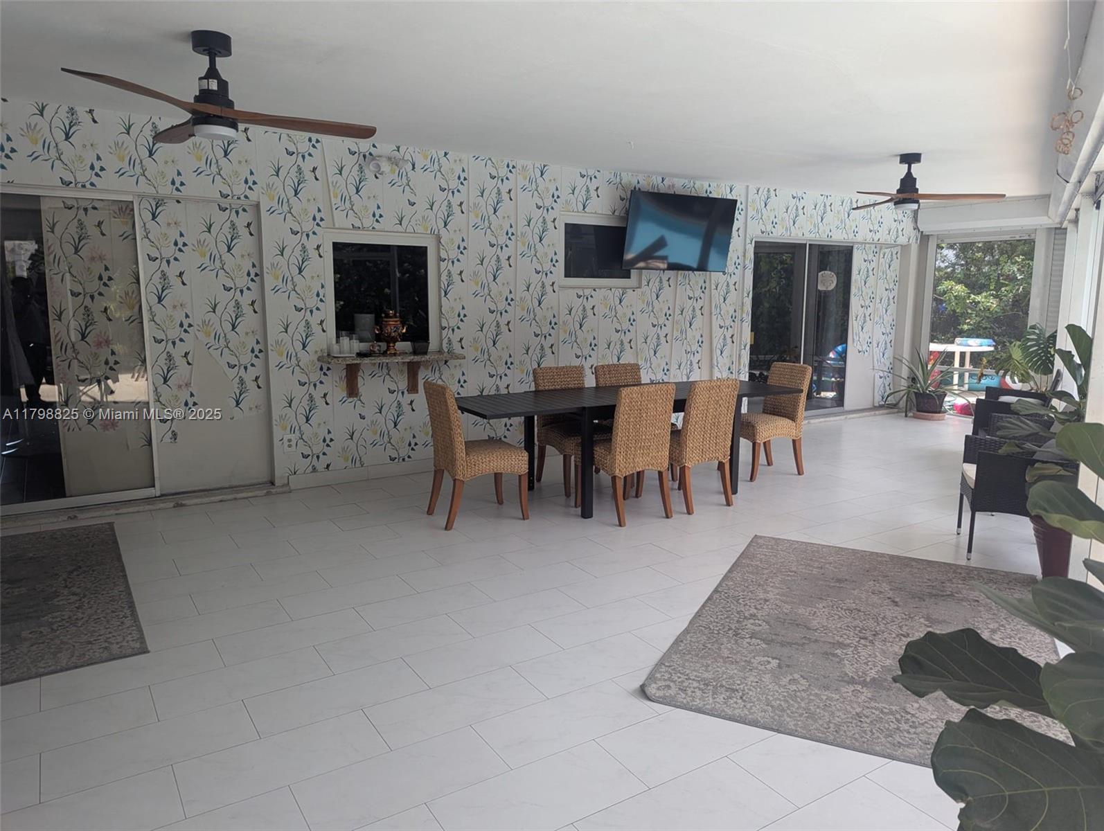 CORAL RIDGE ISLES - Residential