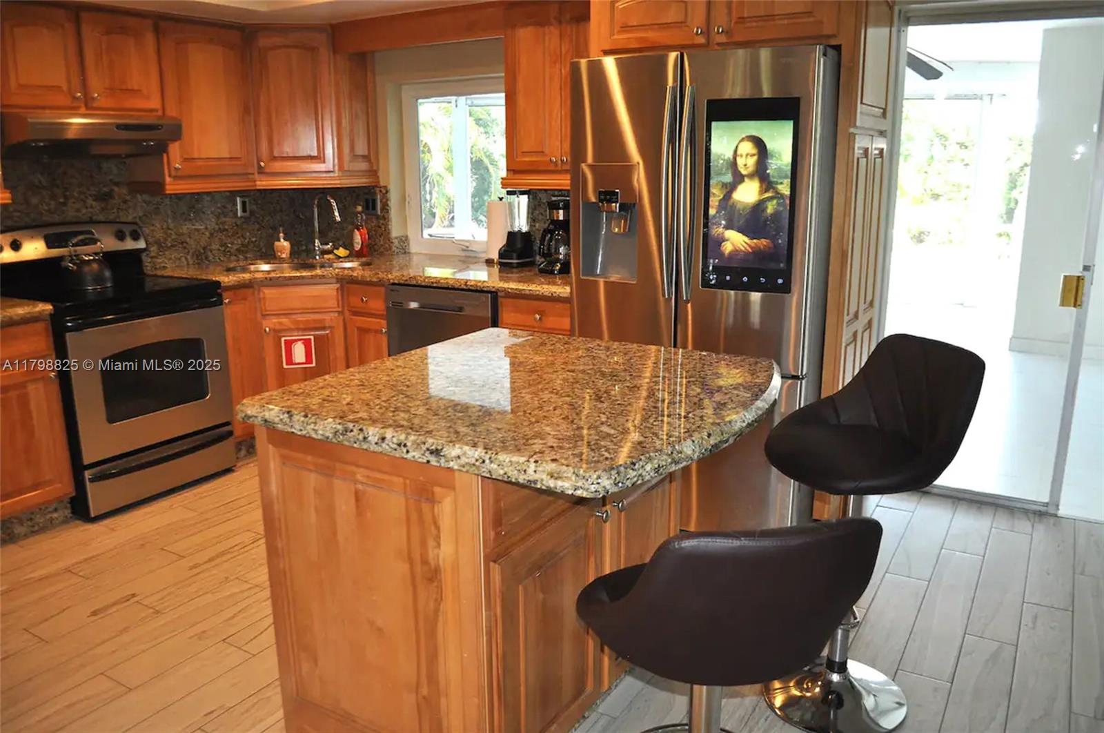 CORAL RIDGE ISLES - Residential