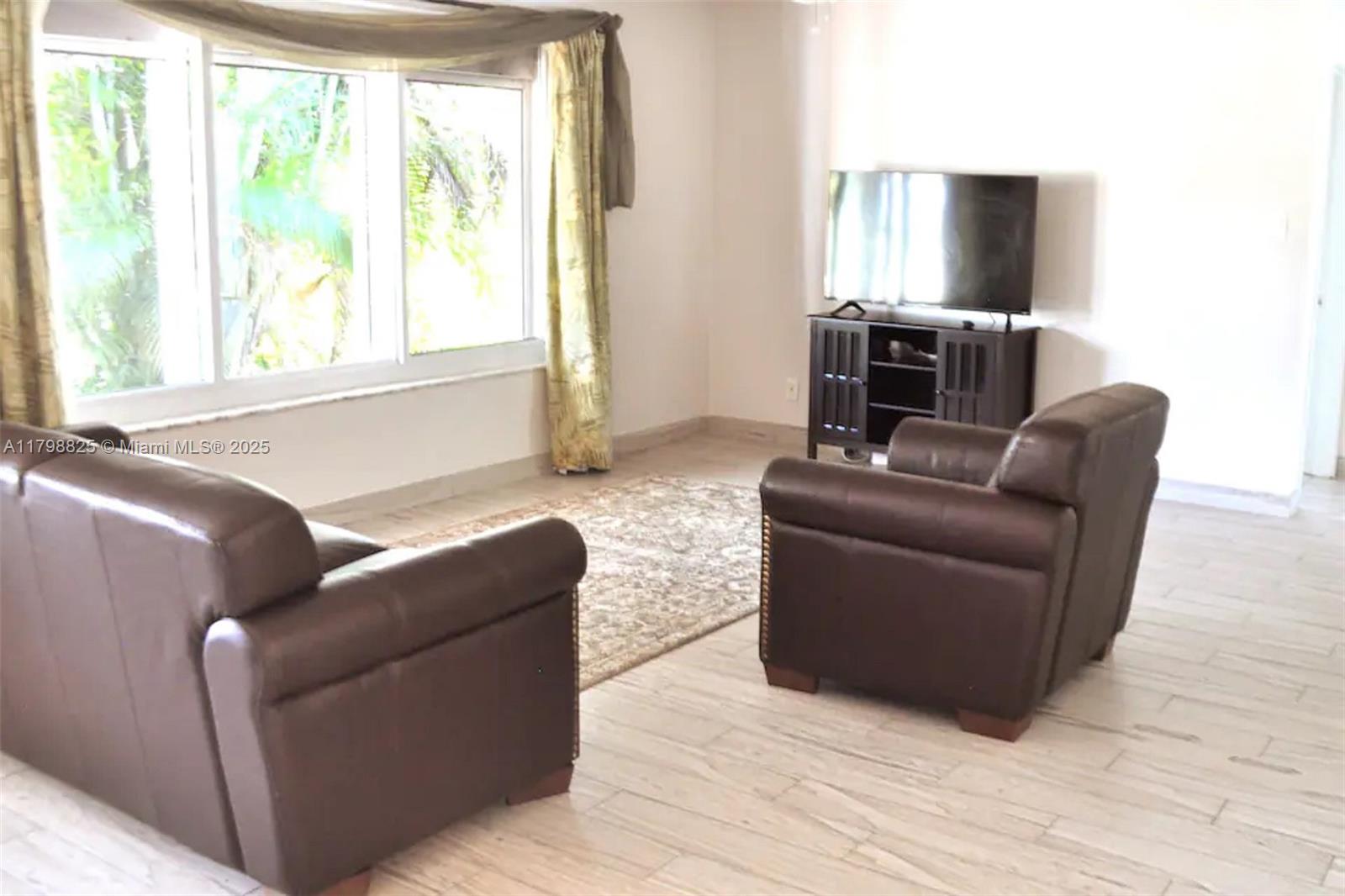 CORAL RIDGE ISLES - Residential