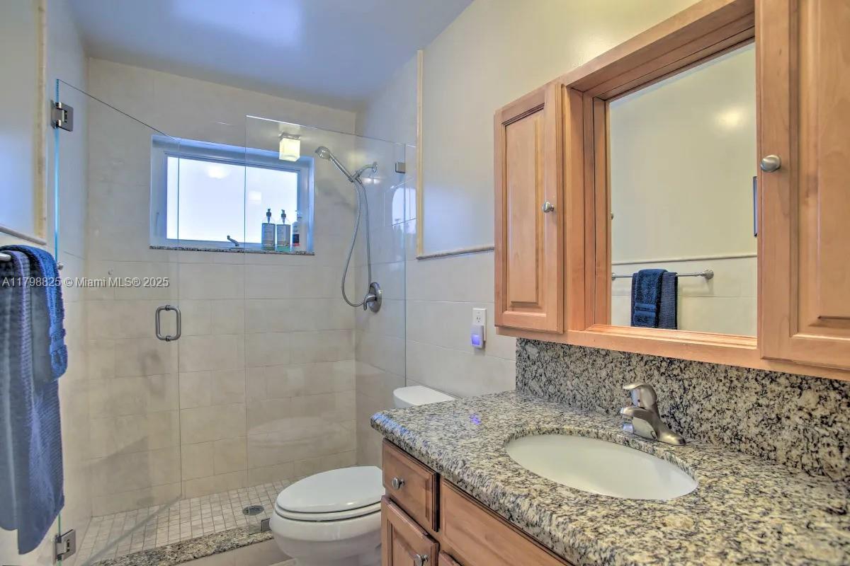 CORAL RIDGE ISLES - Residential