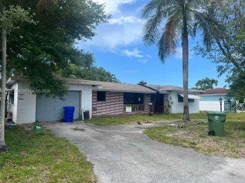 6841 SW 16th Ct Pembroke Pines FL 33023