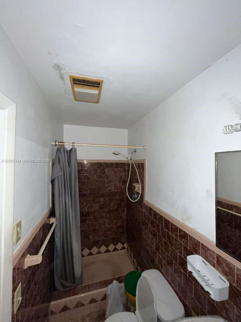 PEMBROKE PINES NO 1 - Residential