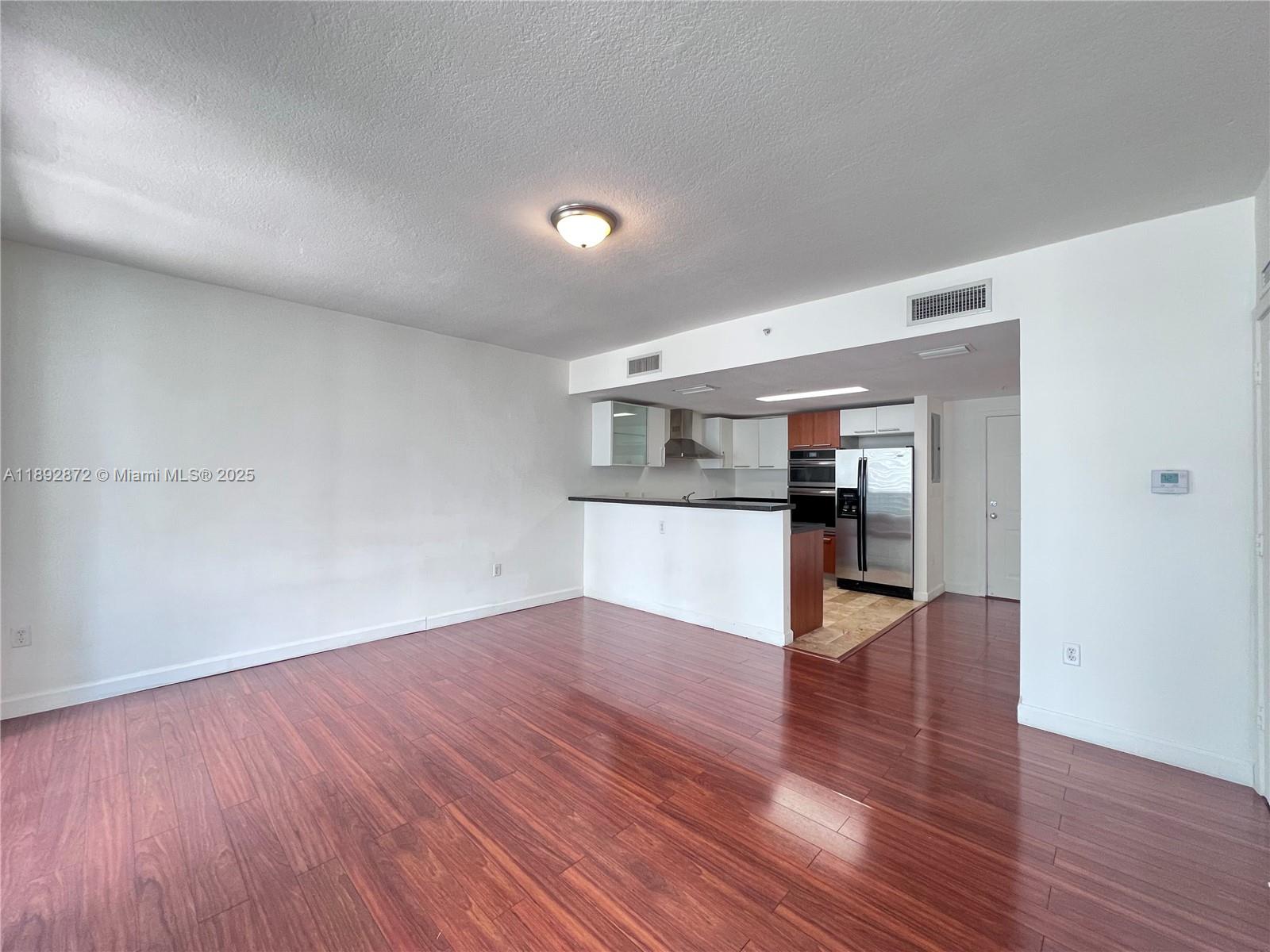 170 SE 14th St 2107