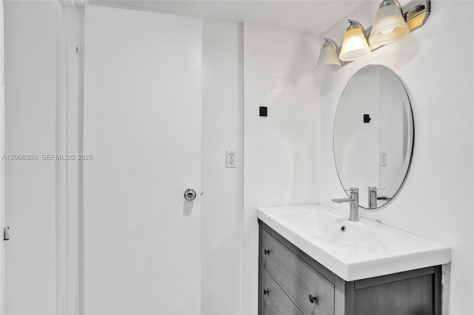 ARLEN HOUSE EAST CONDO - Residential