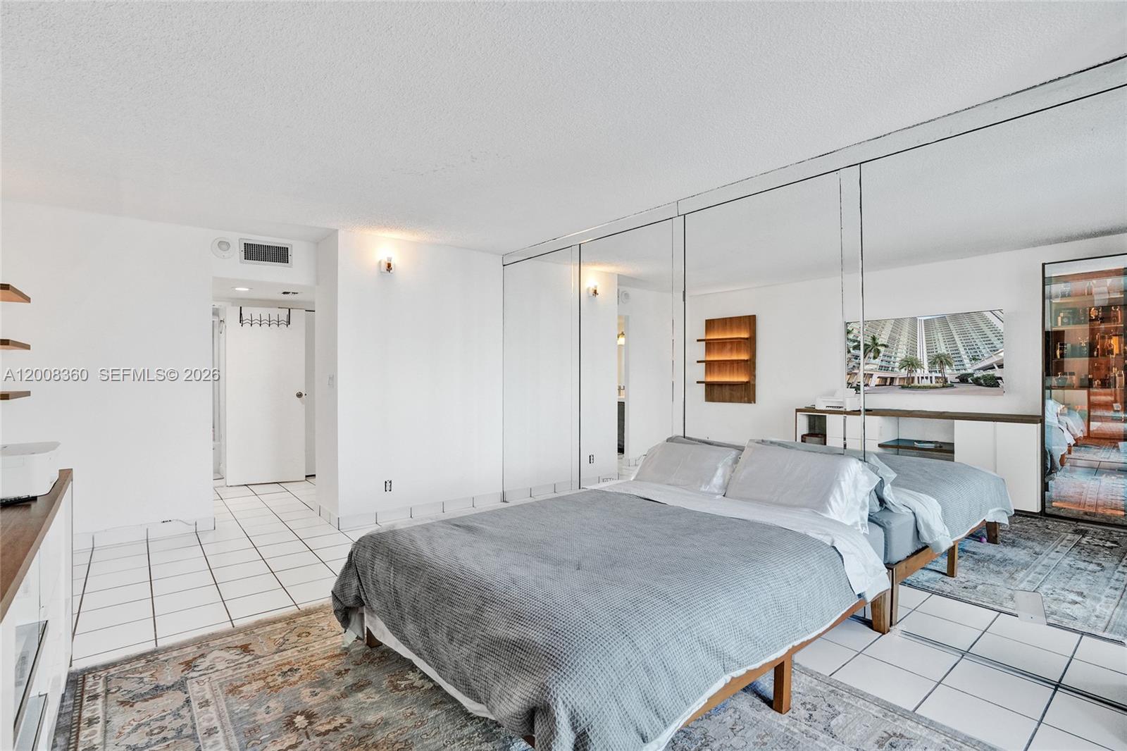 ARLEN HOUSE EAST CONDO - Residential