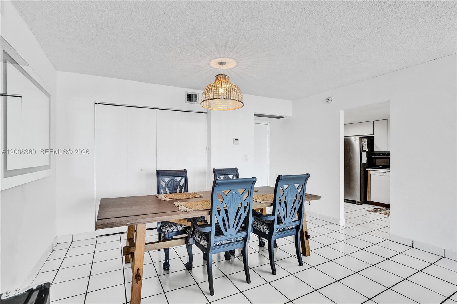 ARLEN HOUSE EAST CONDO - Residential