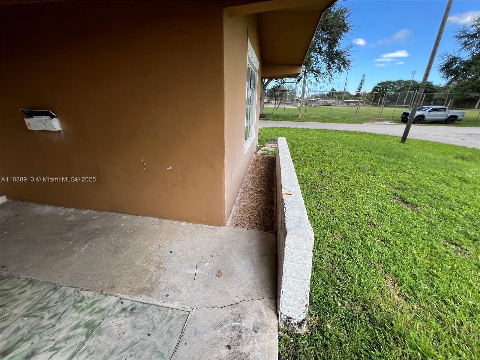 MIRAMAR ISLES SECTION 8 - Residential