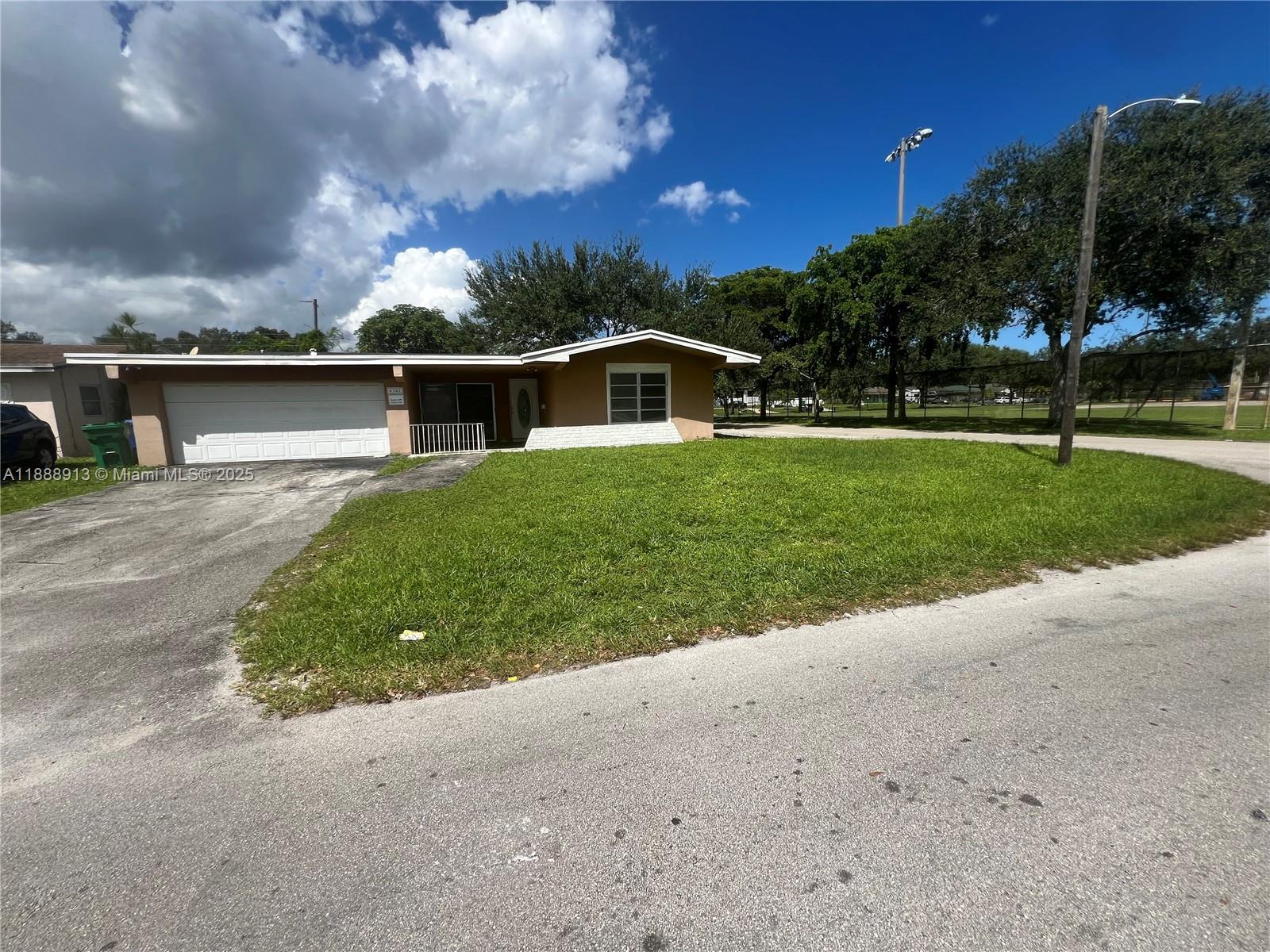 MIRAMAR ISLES SECTION 8 - Residential