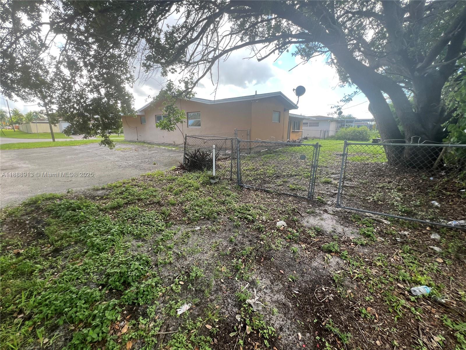 MIRAMAR ISLES SECTION 8 - Residential