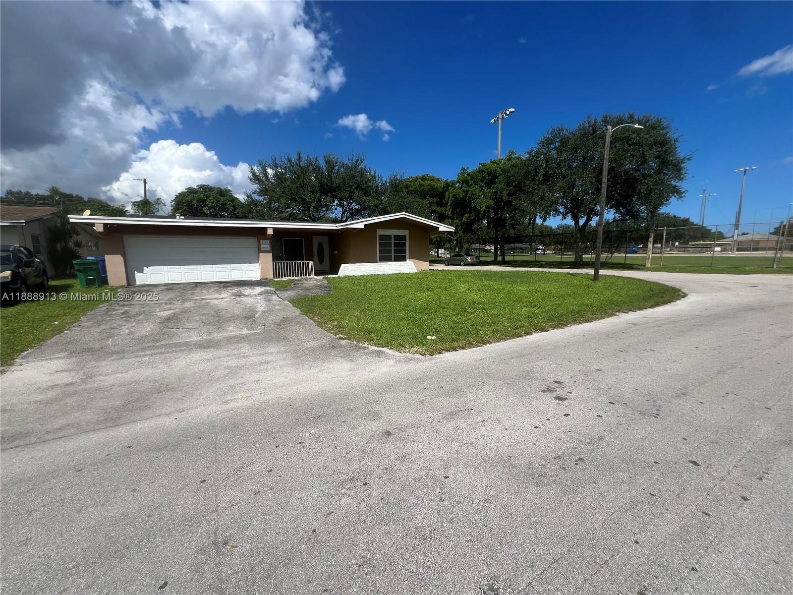 MIRAMAR ISLES SECTION 8 - Residential