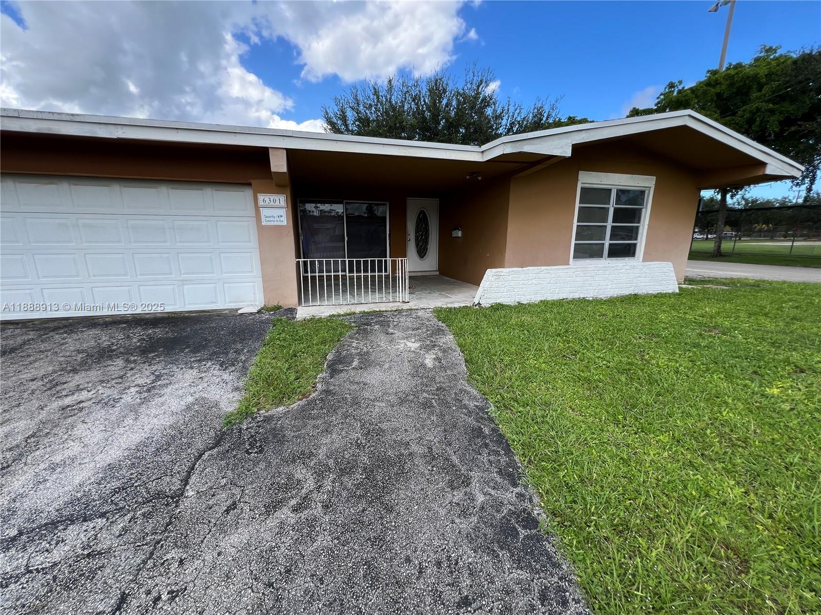 MIRAMAR ISLES SECTION 8 - Residential
