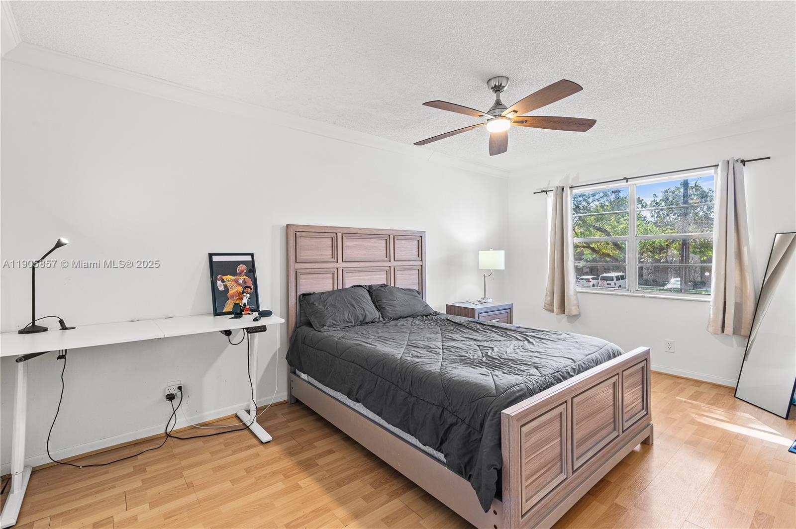 RAMBLEWOOD EAST CONDO - Residential