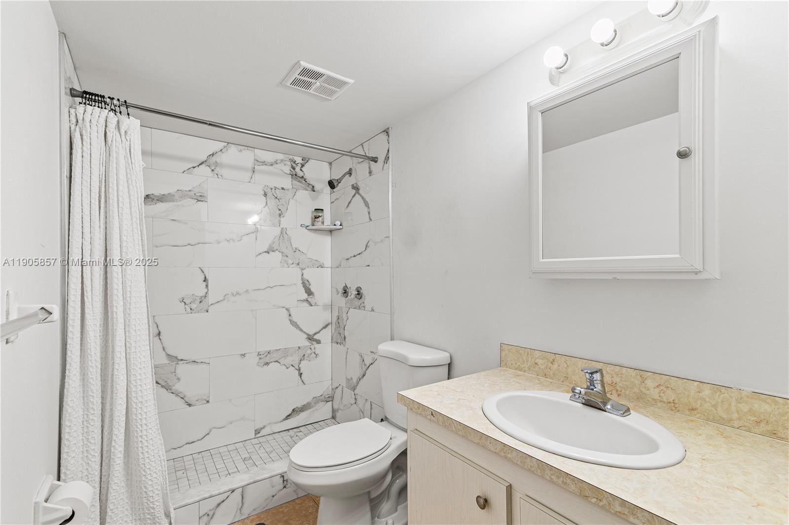 RAMBLEWOOD EAST CONDO - Residential