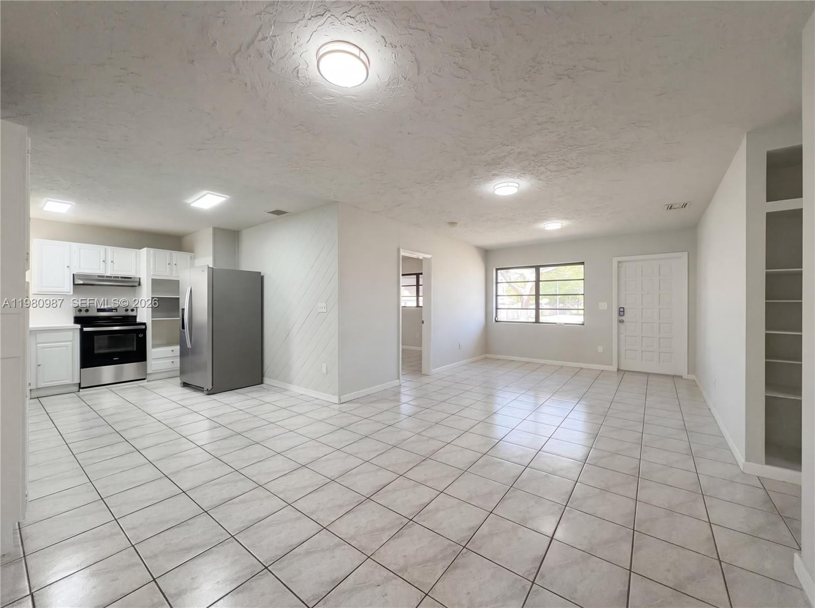 SO MIAMI HEIGHTS ADDN E - Residential