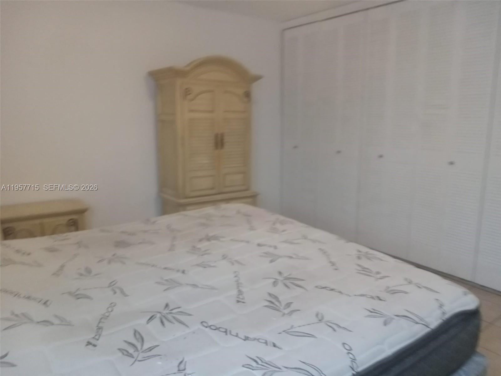 MOONRAKER CONDO - Residential