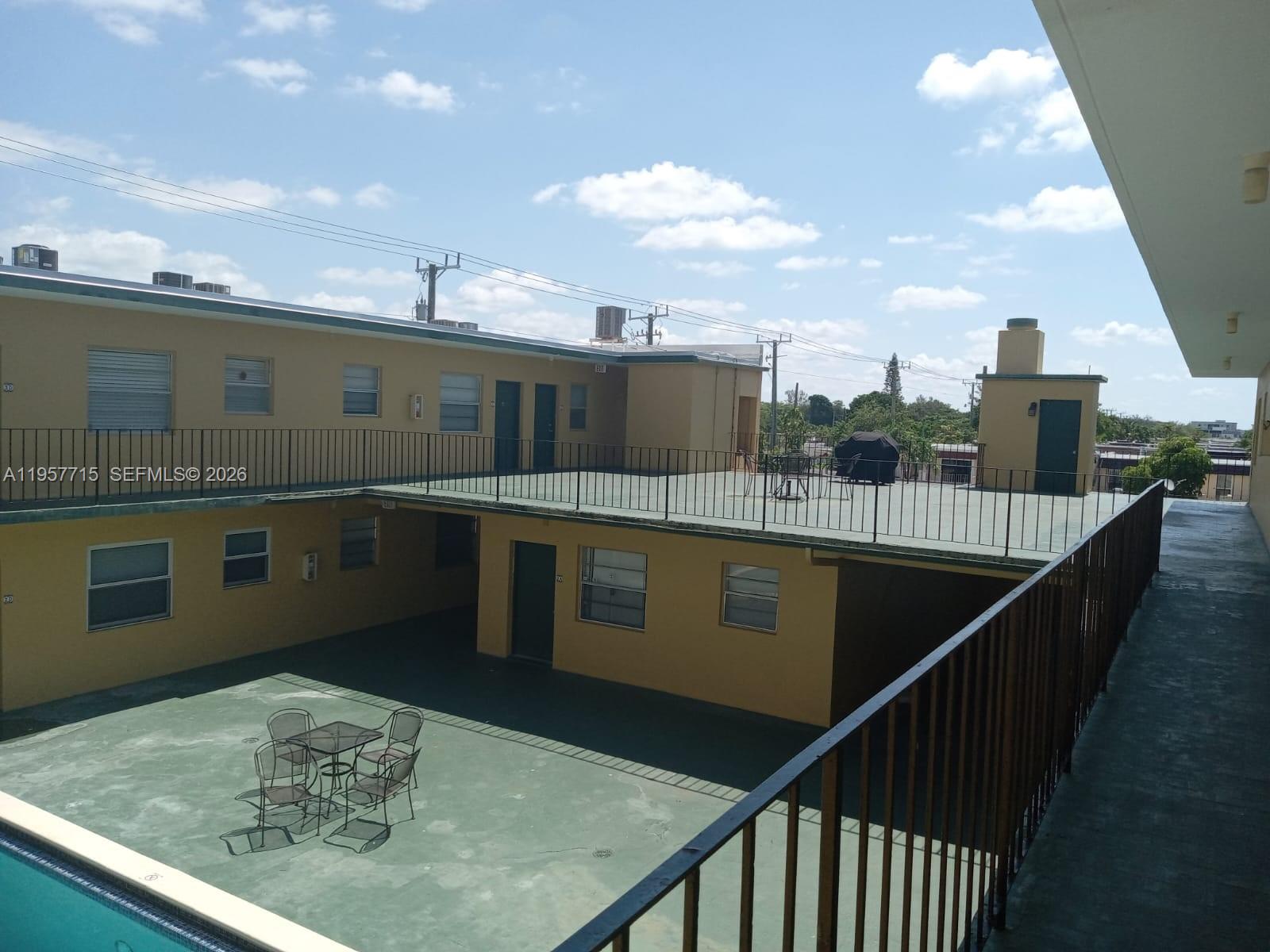 MOONRAKER CONDO - Residential