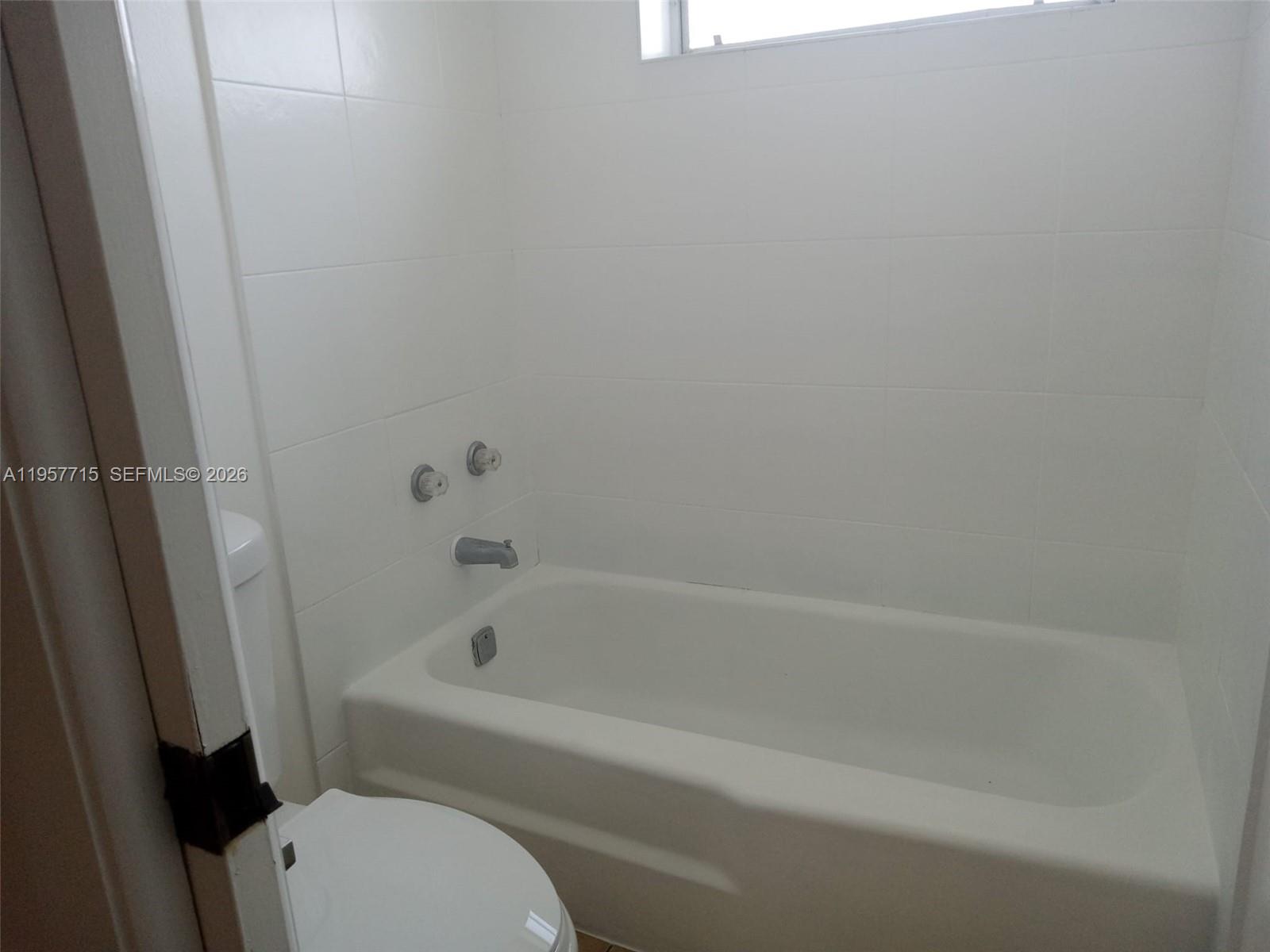 MOONRAKER CONDO - Residential