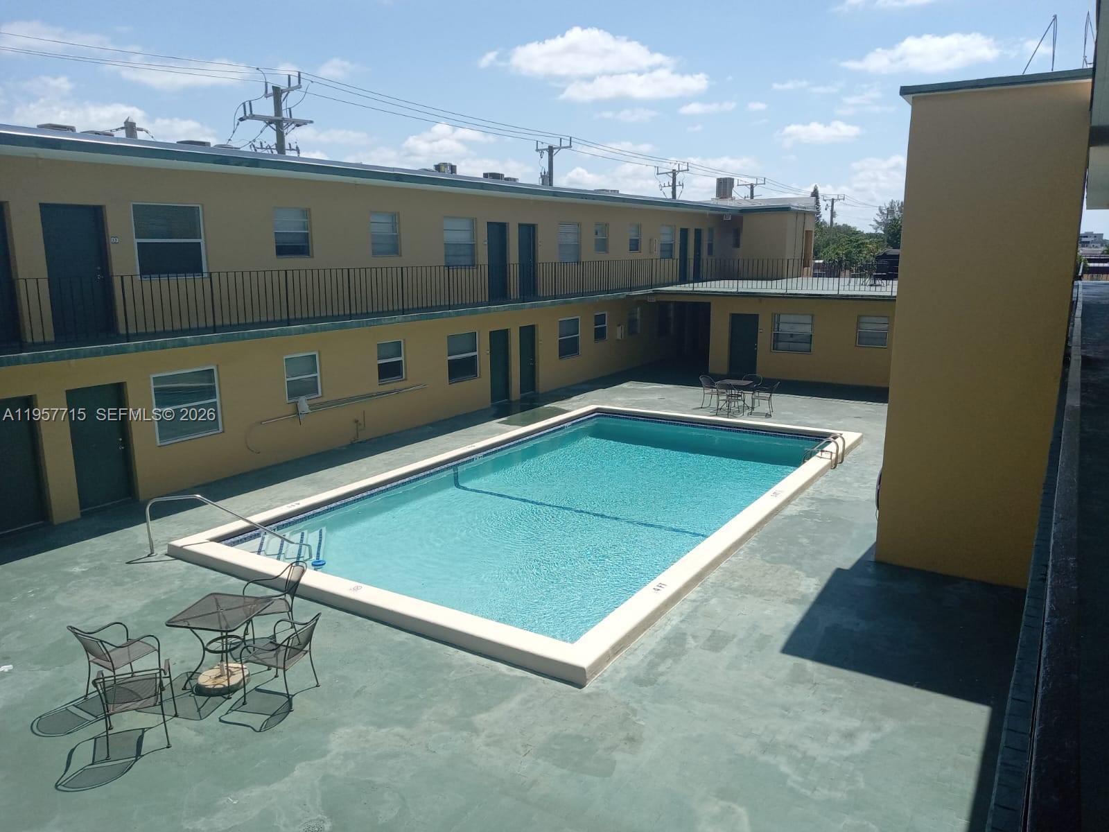 MOONRAKER CONDO - Residential