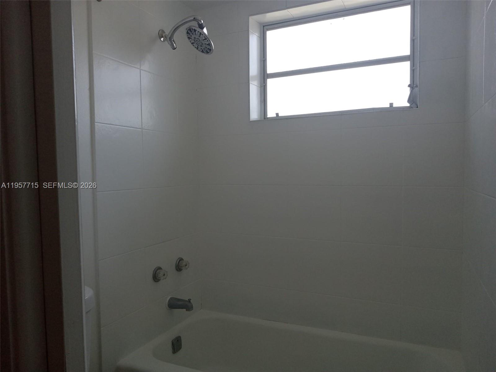 MOONRAKER CONDO - Residential