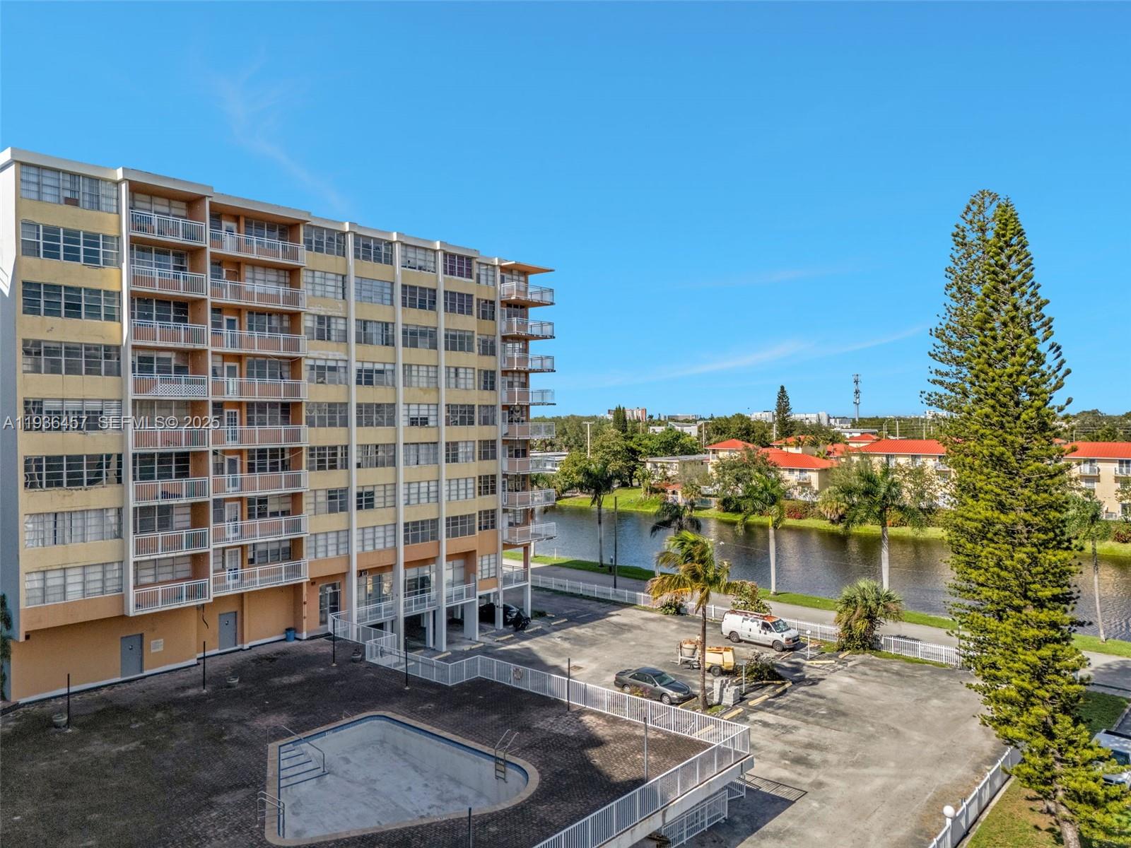 CRESTVIEW TOWERS CONDO - Residential