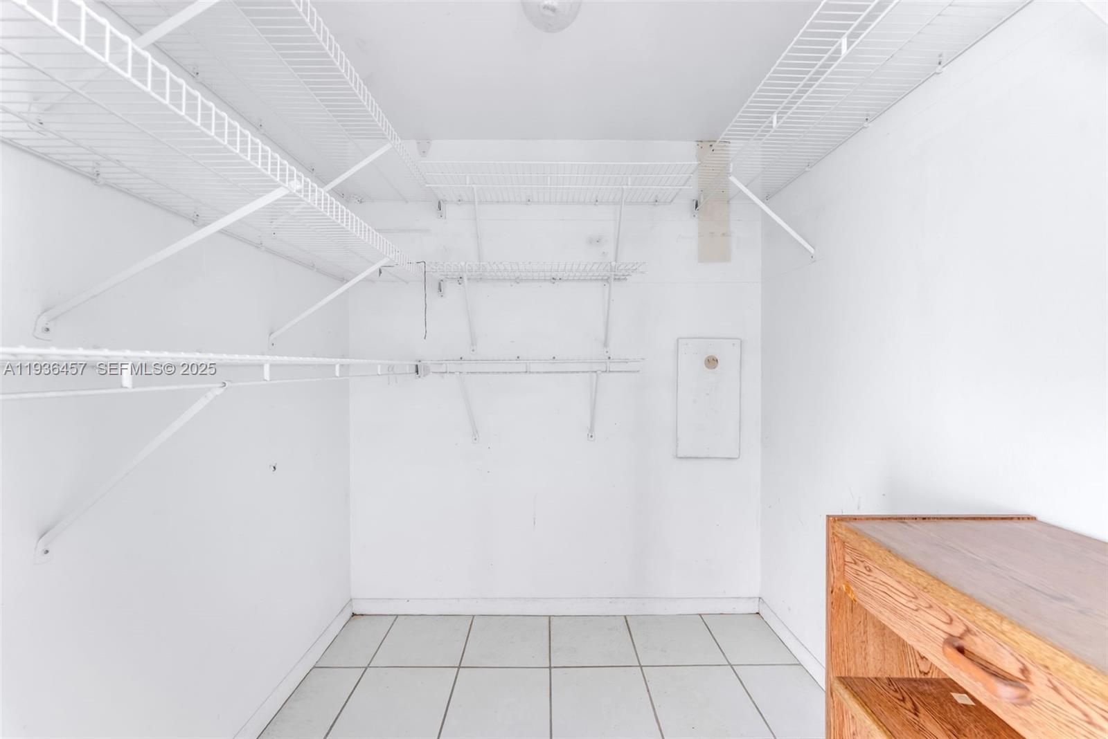 CRESTVIEW TOWERS CONDO - Residential