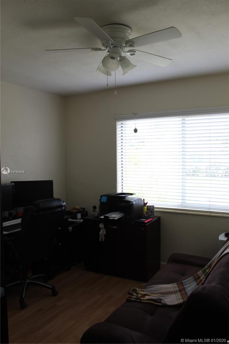 CORAL GATE SEC D - Residential