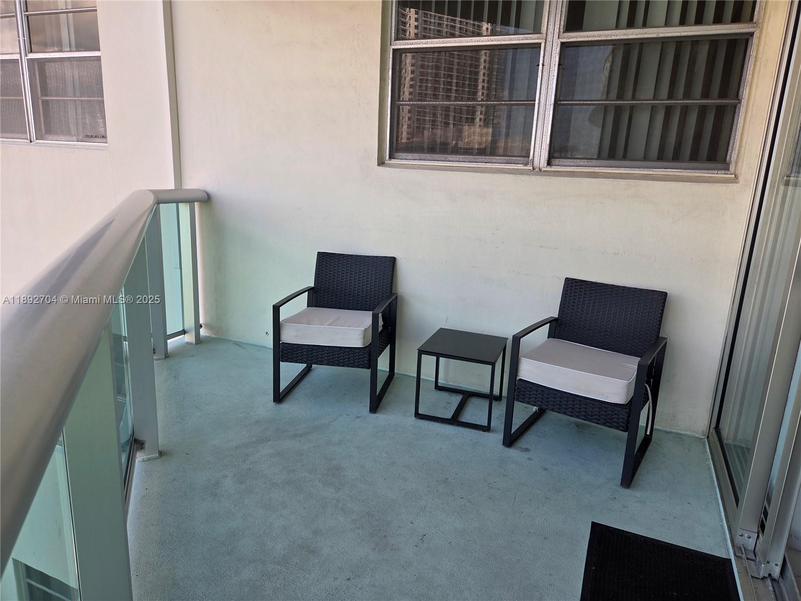 TIDES ON HOLLYWOOD BEACH - Residential
