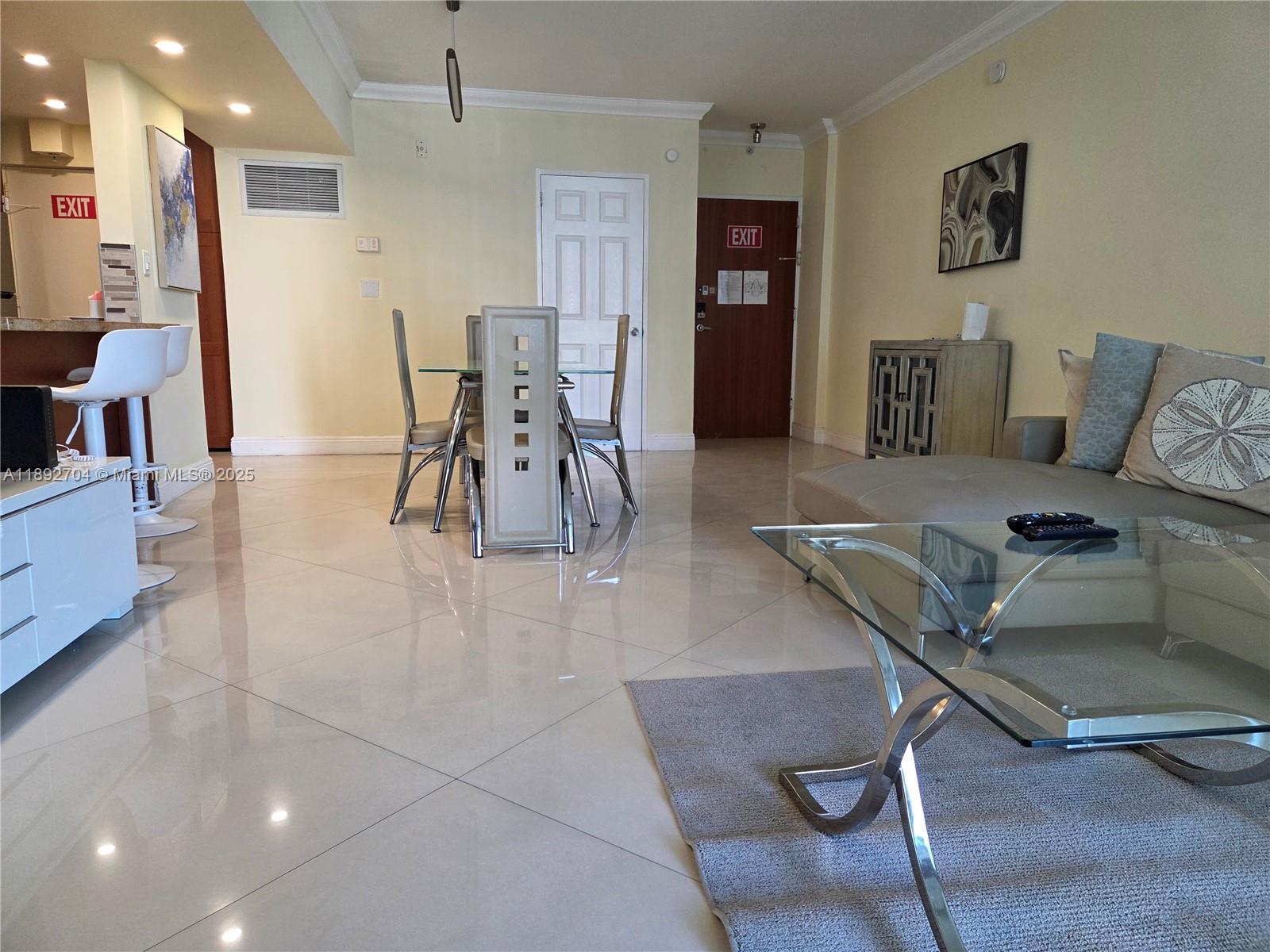 TIDES ON HOLLYWOOD BEACH - Residential