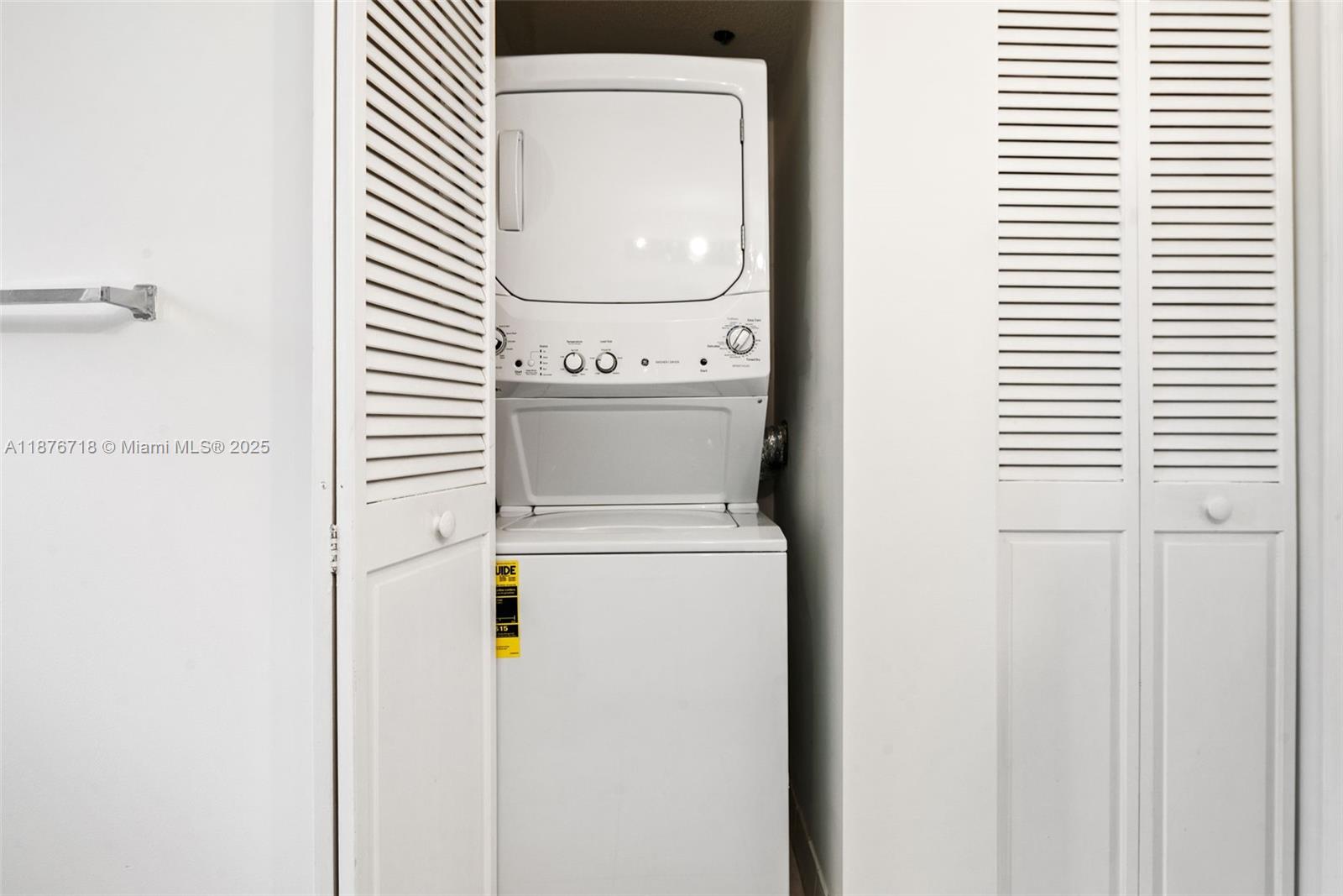 LES PELICANS (THE PELICAN - Residential