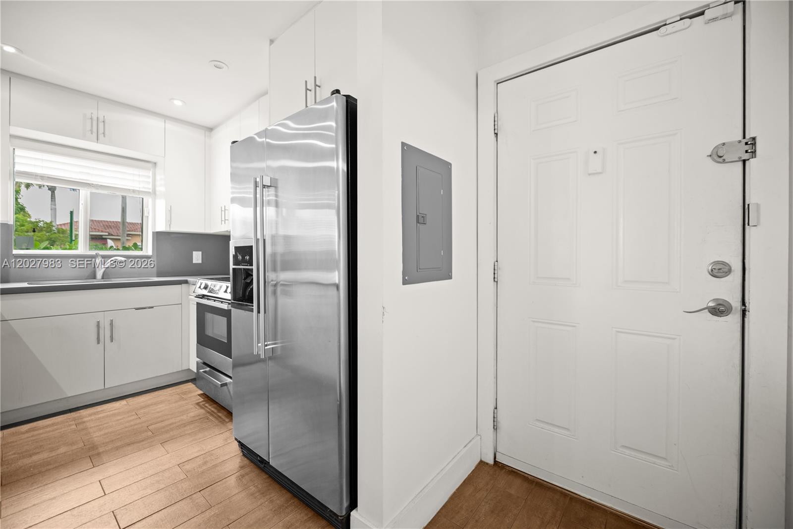 PUERTA DEL SOL CONDO - Residential