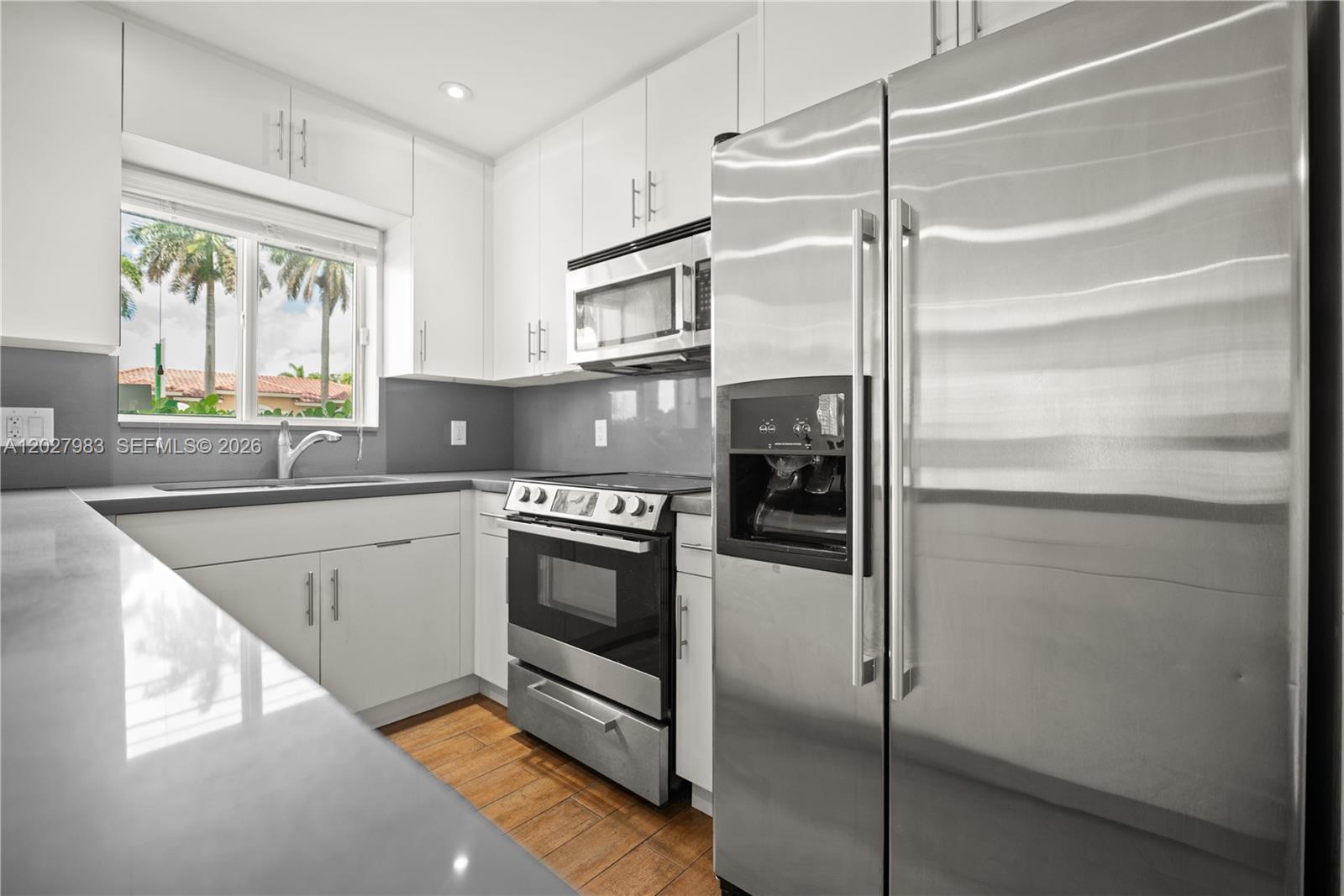 PUERTA DEL SOL CONDO - Residential